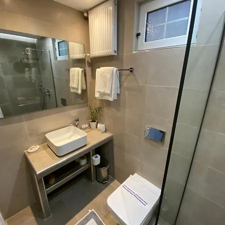 White Collection & - Pnoe Pandokrátor