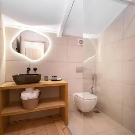 Villa White Collection & - Pnoe