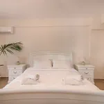 Villa White Collection & - Pnoe Pandokrator