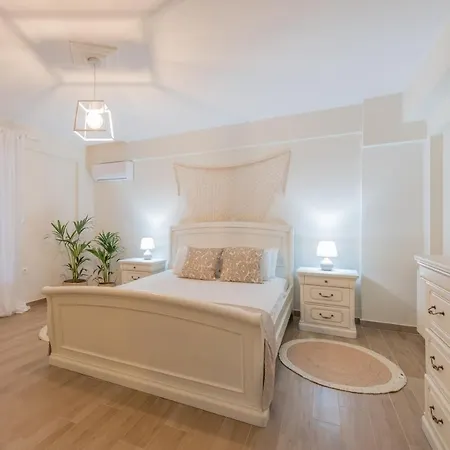 White Collection & - Pnoe Villa