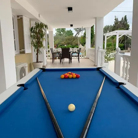 Villa White Collection & - Pnoe Pandokrátor